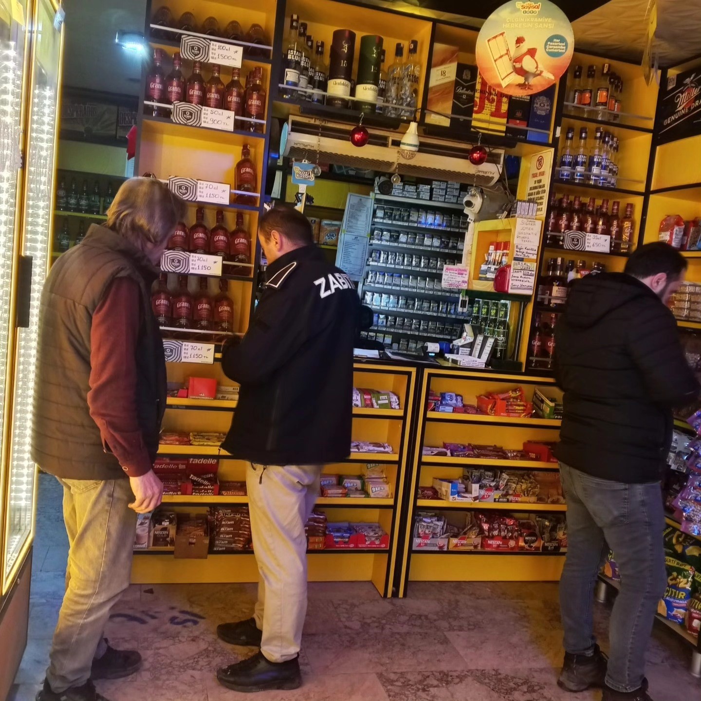 Bayırk&ouml;y&rsquo;de yılbaşı &ouml;ncesi gıda ve esnaf denetimleri ger&ccedil;ekleştirildi
