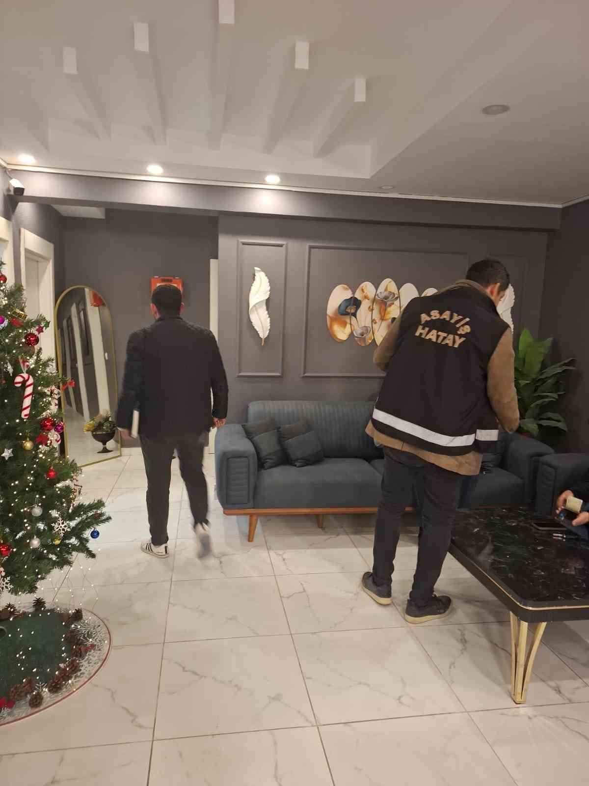 Hatay&rsquo;da masaj ve spa salonlarına denetim: 4 iş yeri m&uuml;h&uuml;rlendi
