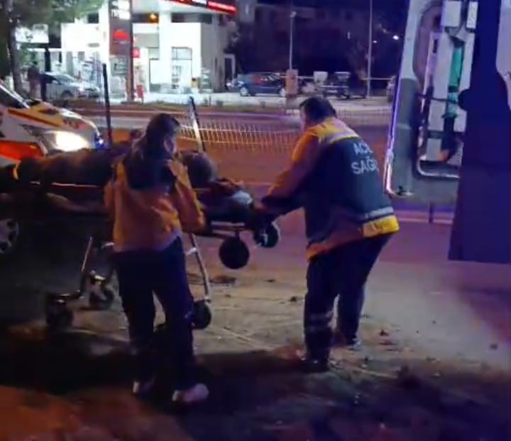 Kırmızı ışık ihlali yapan mikser ortalığı savaş alanına çevirdi; 5 yaralı