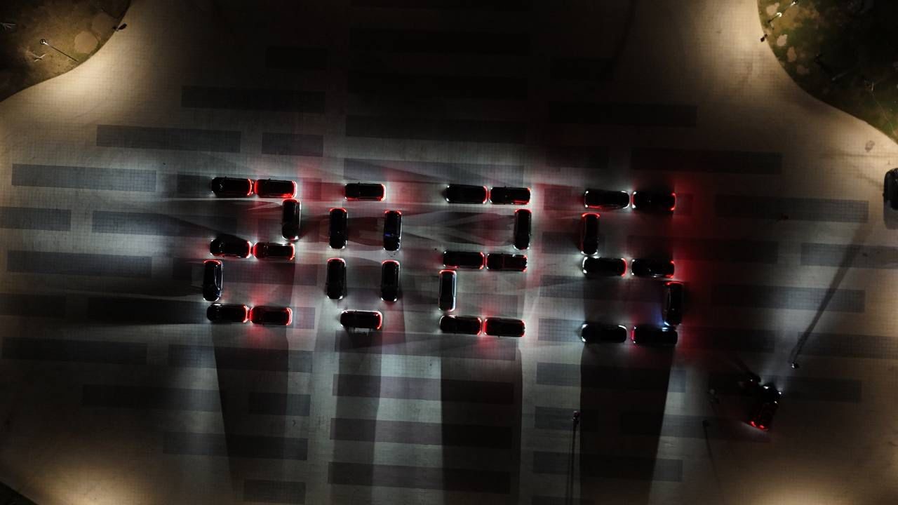 Togg’larla 2026’ya özel koreografi gösterisi