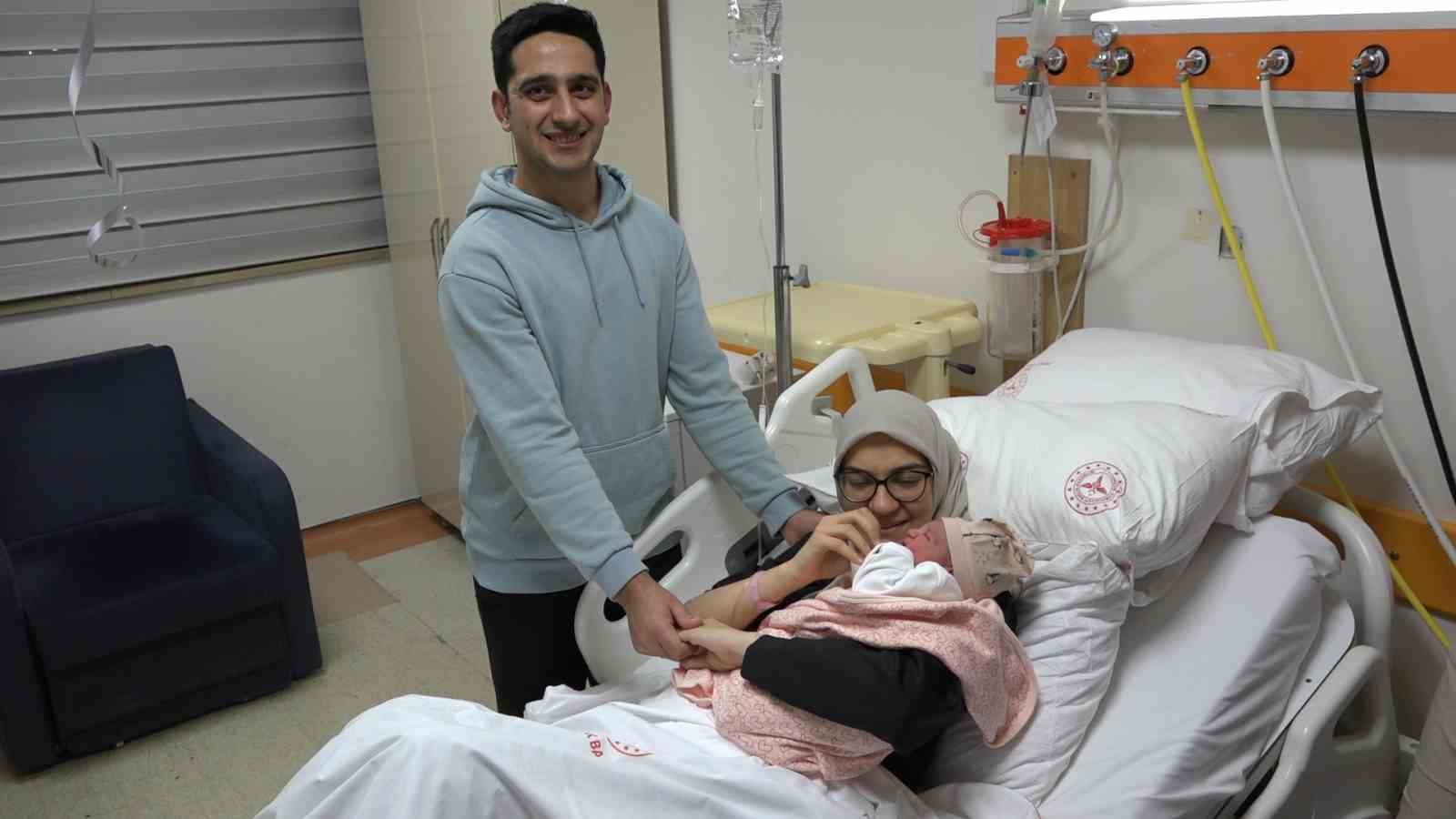 Rize’de 2026 yılının ilk bebeği "Elif Bilge" oldu