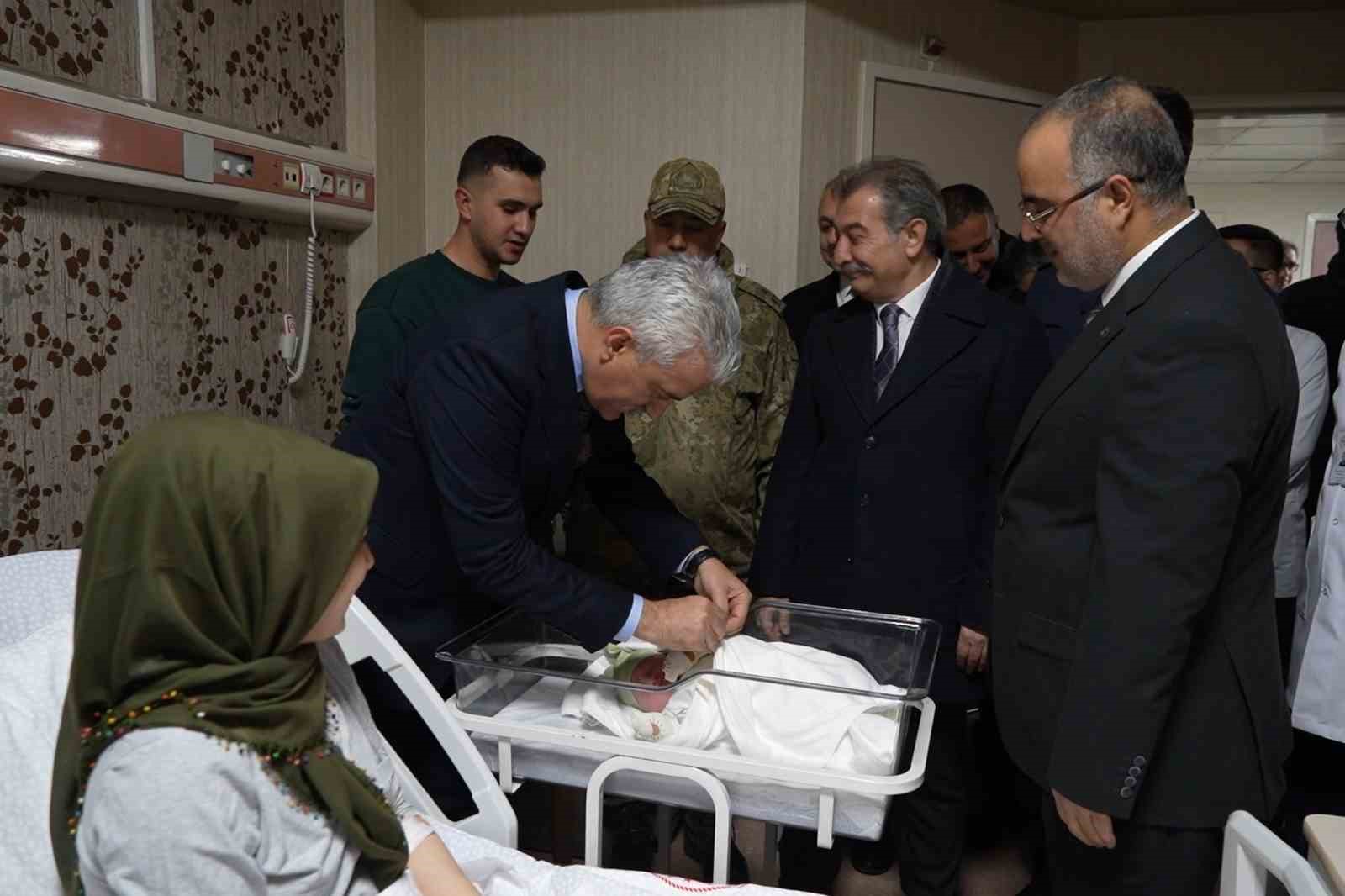 43 ilin ge&ccedil;iş g&uuml;zergahında sıkı yılbaşı denetimi: Tedbirler &uuml;st seviyede
