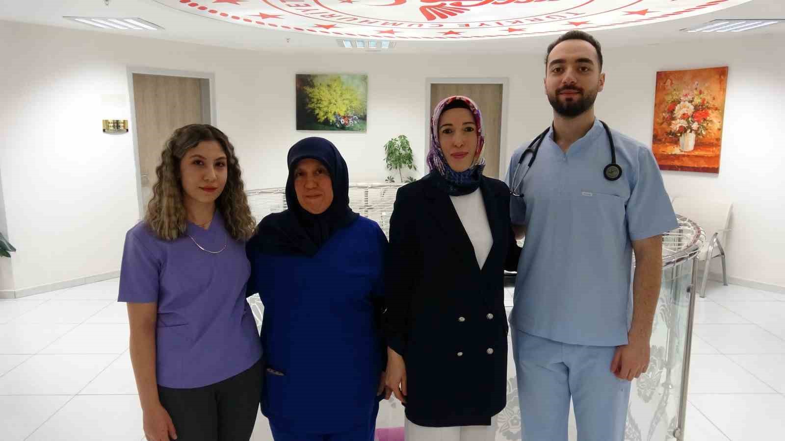 Hemşire anneler, doktor olan çocuklarıyla aynı hastanede görev yapıyor