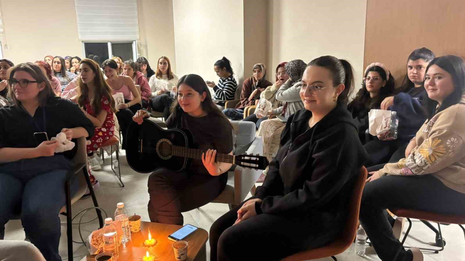 Final &ouml;ncesi stres, yerini eğlenceye bıraktı
