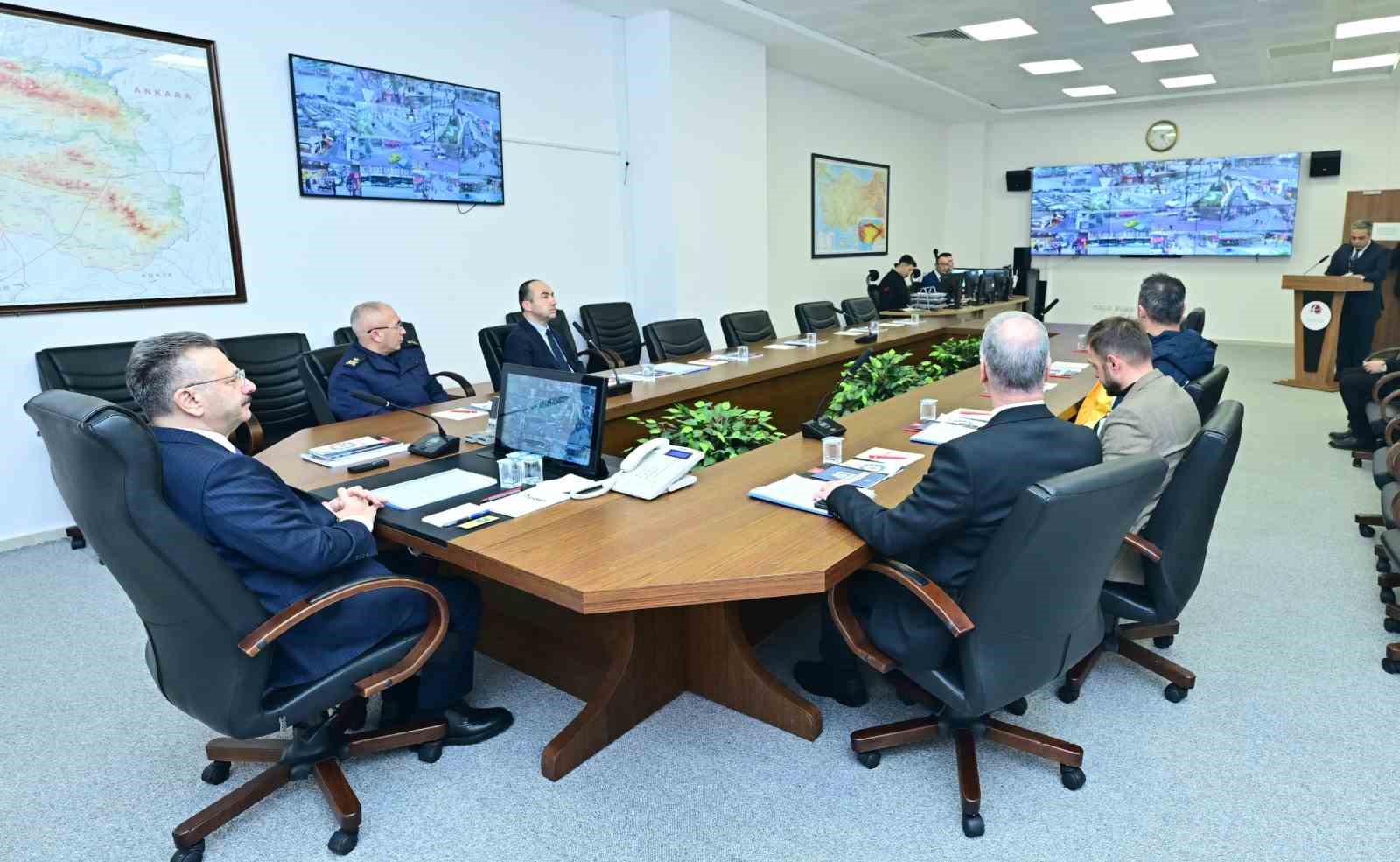 Yılbaşı gecesi alınan tedbirler GAMER&rsquo;de takip edildi
