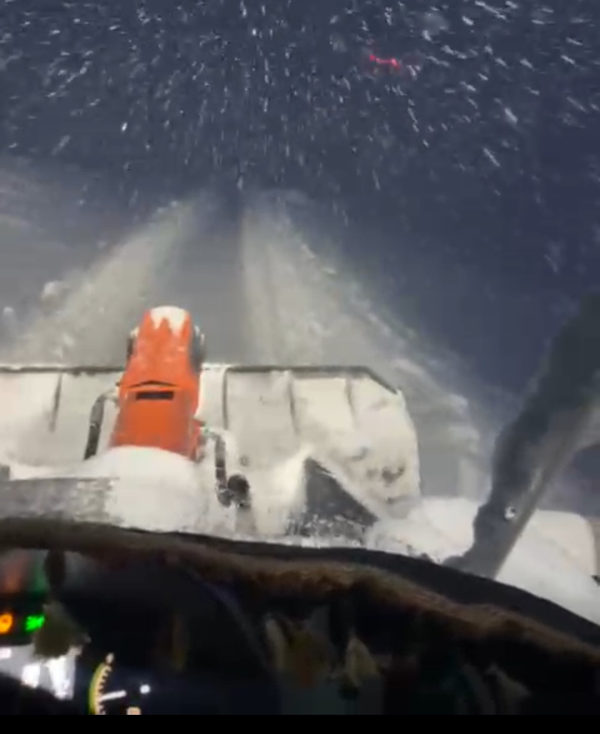 Muş&rsquo;ta kar yağışı: 345 k&ouml;y yolu ulaşıma kapandı
