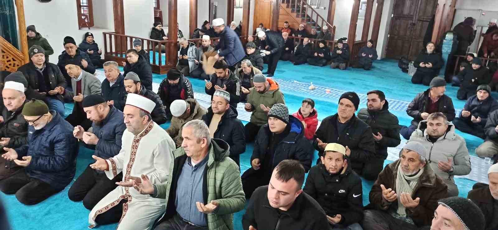 Devrekliler yeni yılın ilk sabah namazı buluşmasında bir araya geldiler
