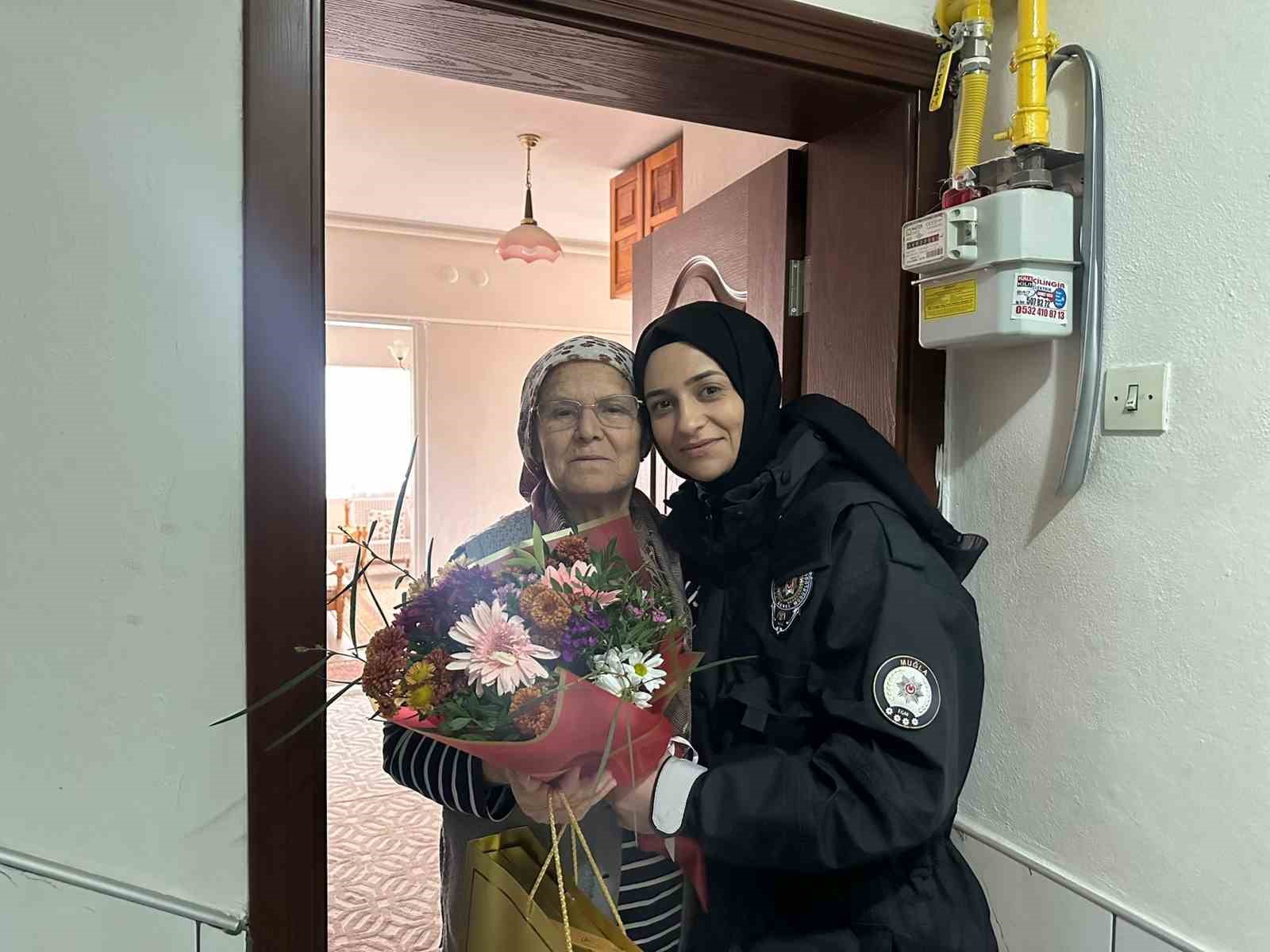 Muğla Emniyeti şehit ailelerini yeni yılda yalnız bırakmadı