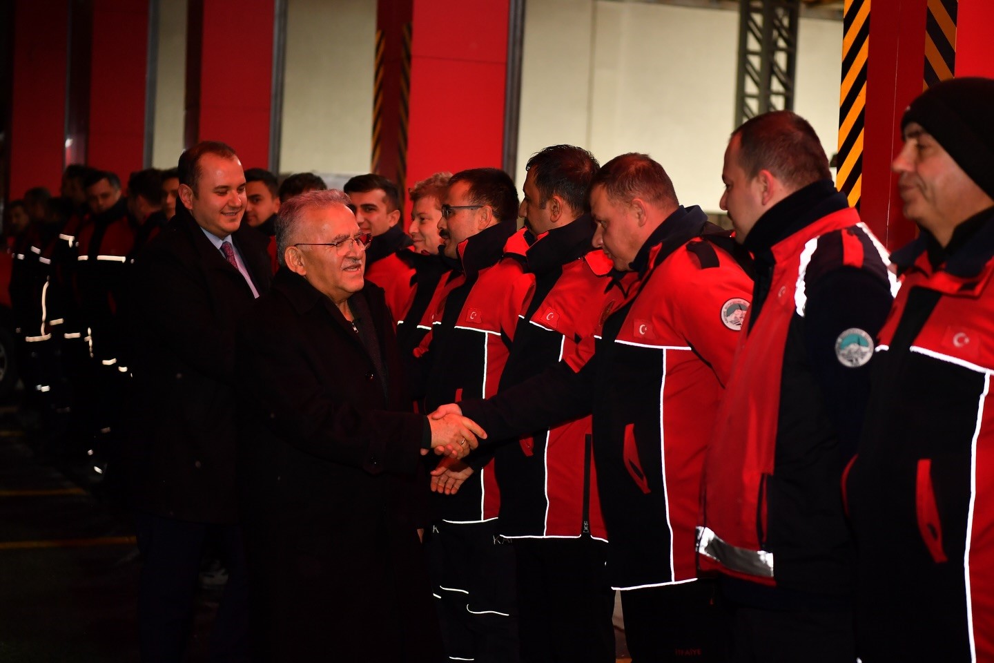 Başkan B&uuml;y&uuml;kkılı&ccedil; yeni yıla ekiplerle girdi
