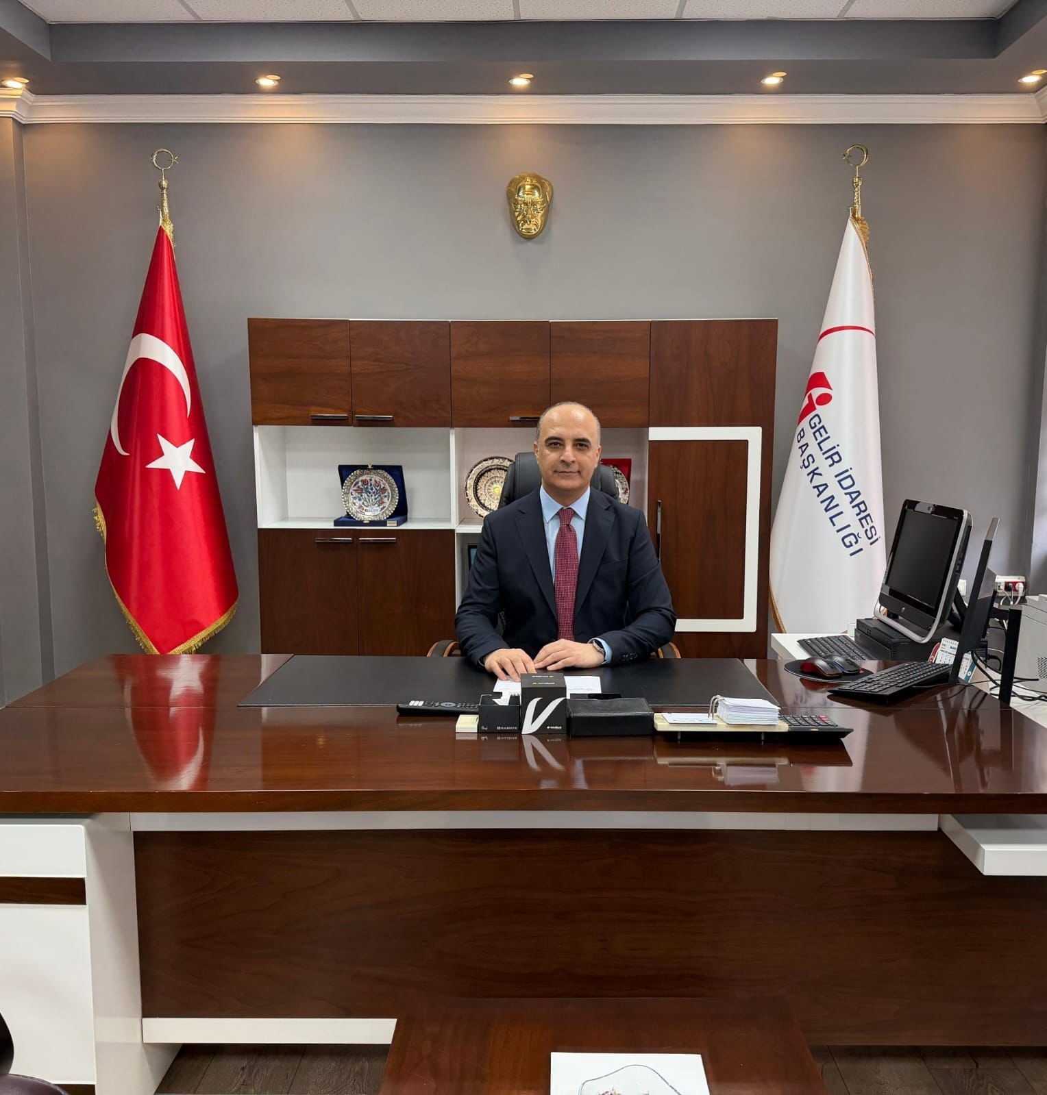 Bayburt&rsquo;un yeni Defterdarı Hikmet Yıldız g&ouml;reve başladı
