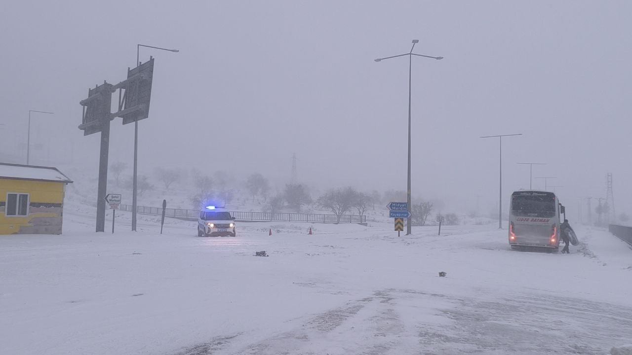 Gerc&uuml;ş&rsquo;te yoğun kar ge&ccedil;it vermiyor

