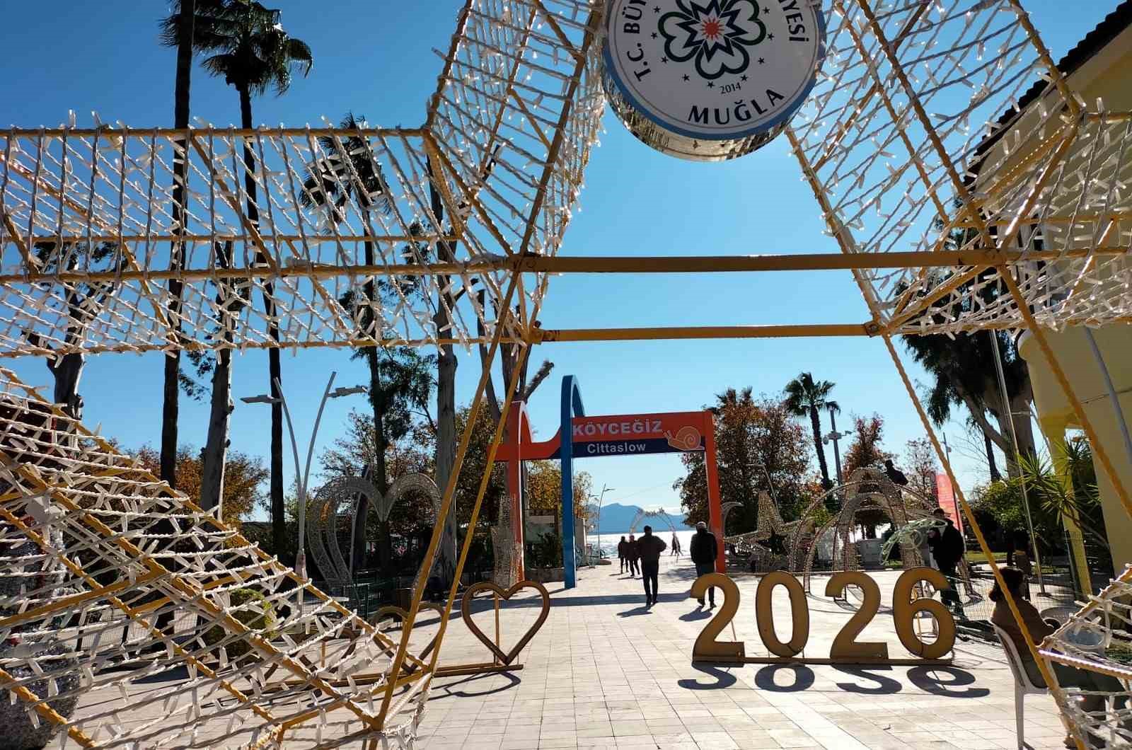 Köyceğiz yeni yıla sakin ve güneşli başladı