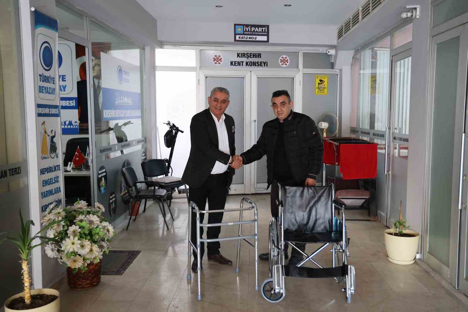 Beyaz Ay Derneği Şube Başkanı G&ouml;&ccedil;men: "Vatandaşlarımızın her zaman yanında olmaya gayret ediyoruz"
