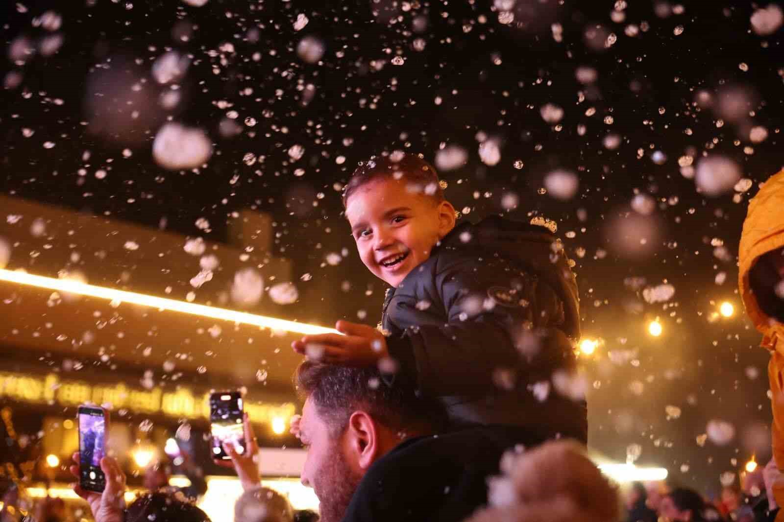 Denizli&rsquo;de yılbaşı kutlamaları sakin ge&ccedil;ti
