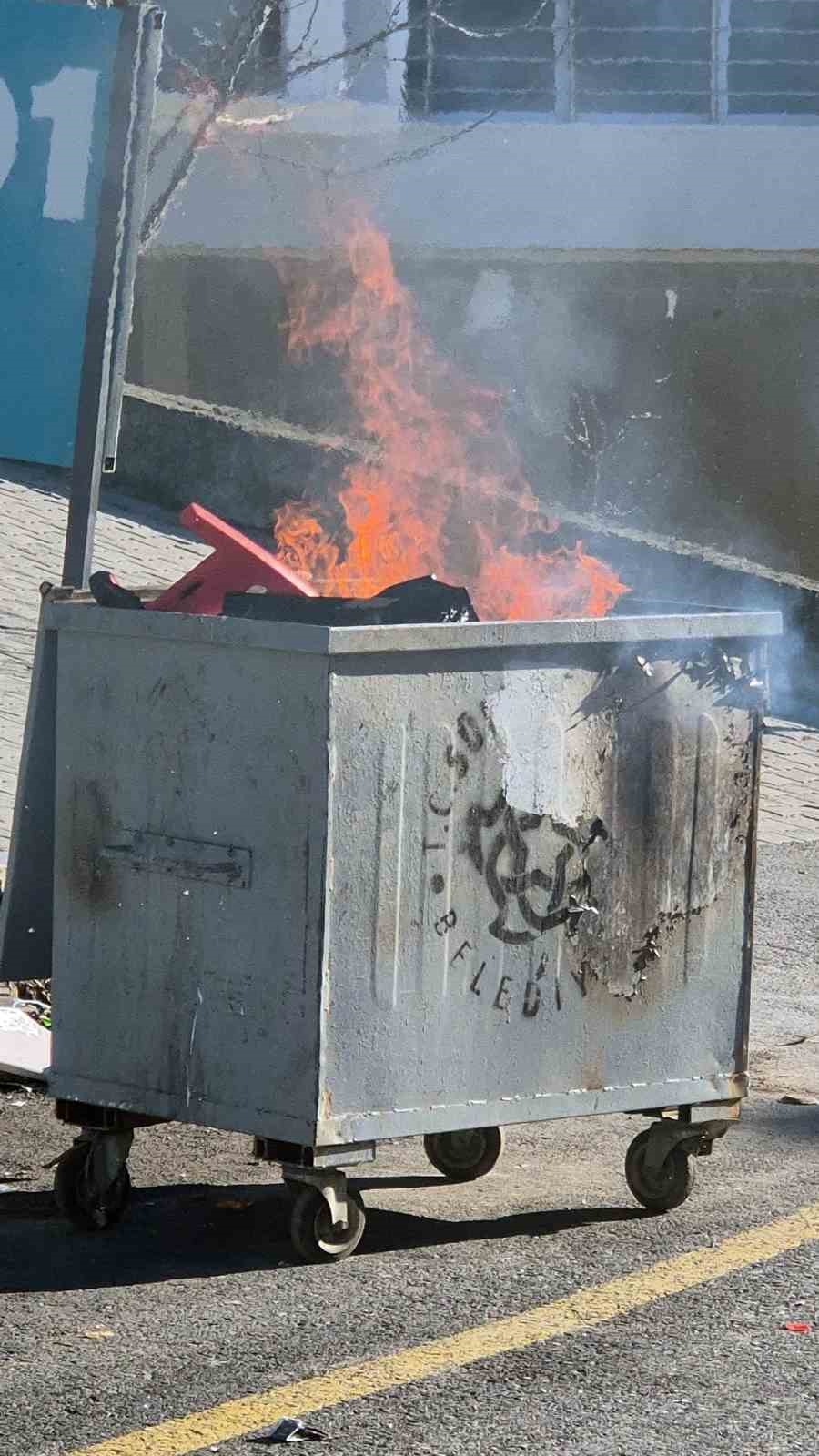 Tekirdağ&rsquo;da &ccedil;&ouml;p konteynerinde yangın paniği
