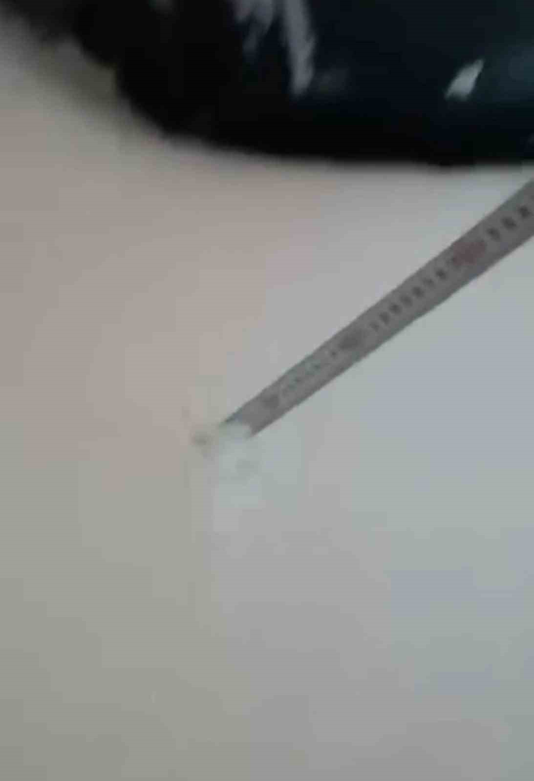 Diyarbakır’da kar kalınlığını metreyle ölçtüler: Kent merkezinde kalınlık ortalama 40 santimi buldu