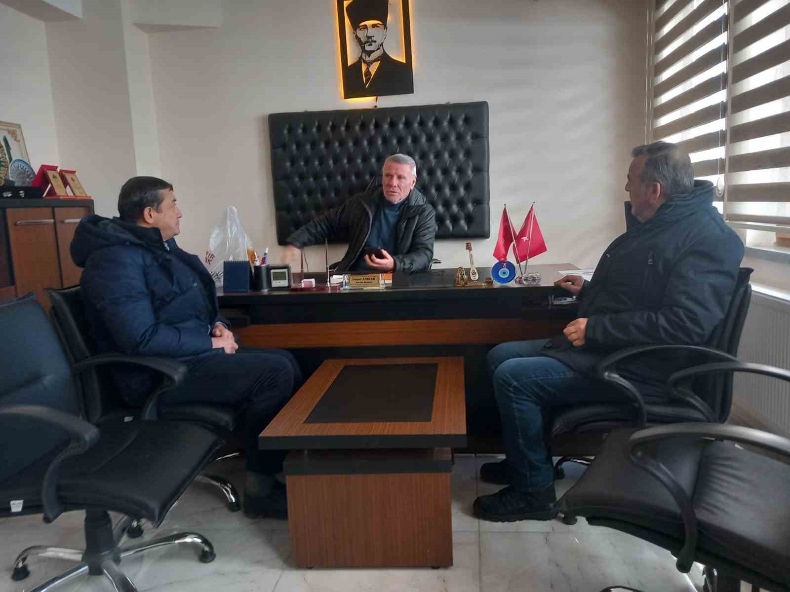 Seyitgazililer Derneği&rsquo;nden Sivrihisarlılar Derneği&rsquo;ne ziyaret
