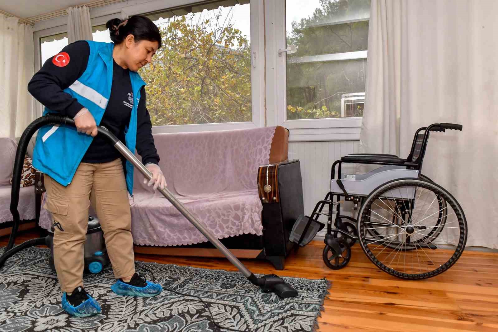 Mersin B&uuml;y&uuml;kşehir Belediyesi 2025&rsquo;te sağlık ve sosyal destekle her kesime ulaştı
