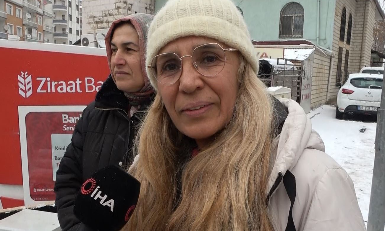 Malatya’da Paşaköşkü Camisi’nin hasarlı minaresi onarılıyor