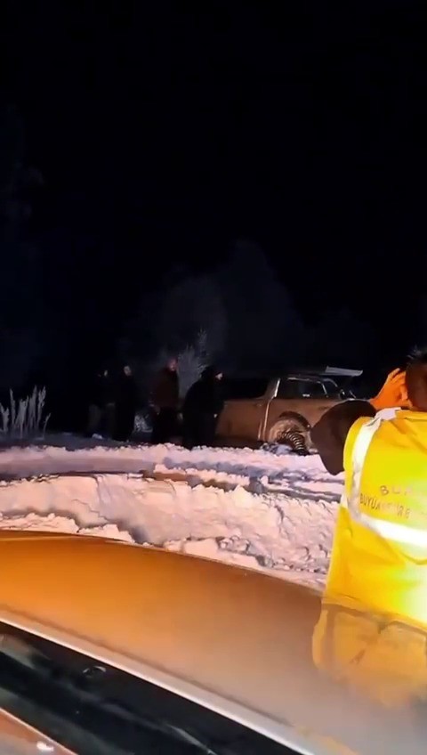 Bursa’da yaylada mahsur kalan 6 kişi kurtarıldı