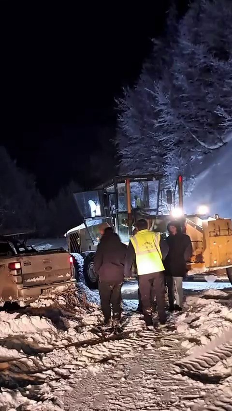 Bursa&rsquo;da yaylada mahsur kalan 6 kişi kurtarıldı
