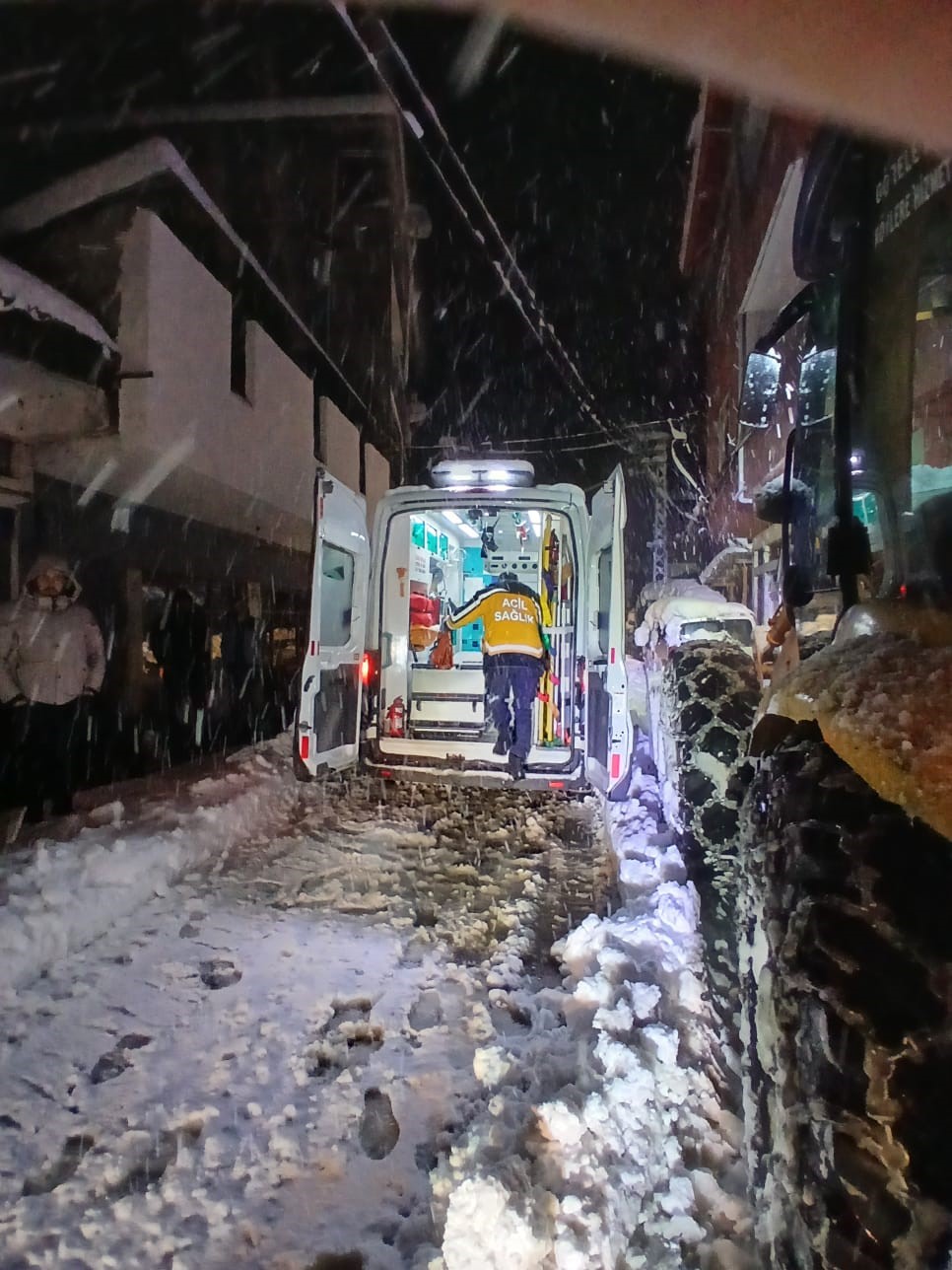 Giresun&rsquo;da 521 k&ouml;y yolu kar nedeniyle ulaşıma kapandı
