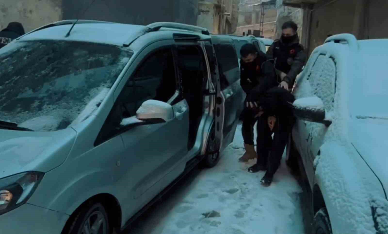 Şanlıurfa’da DEAŞ operasyonu: 8 tutuklama