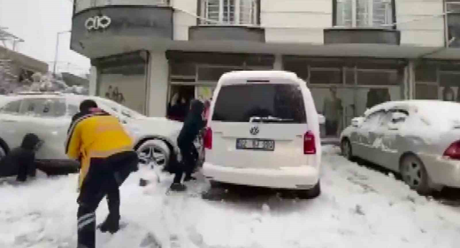 Adıyaman’da yüzleri gülümseten görüntü