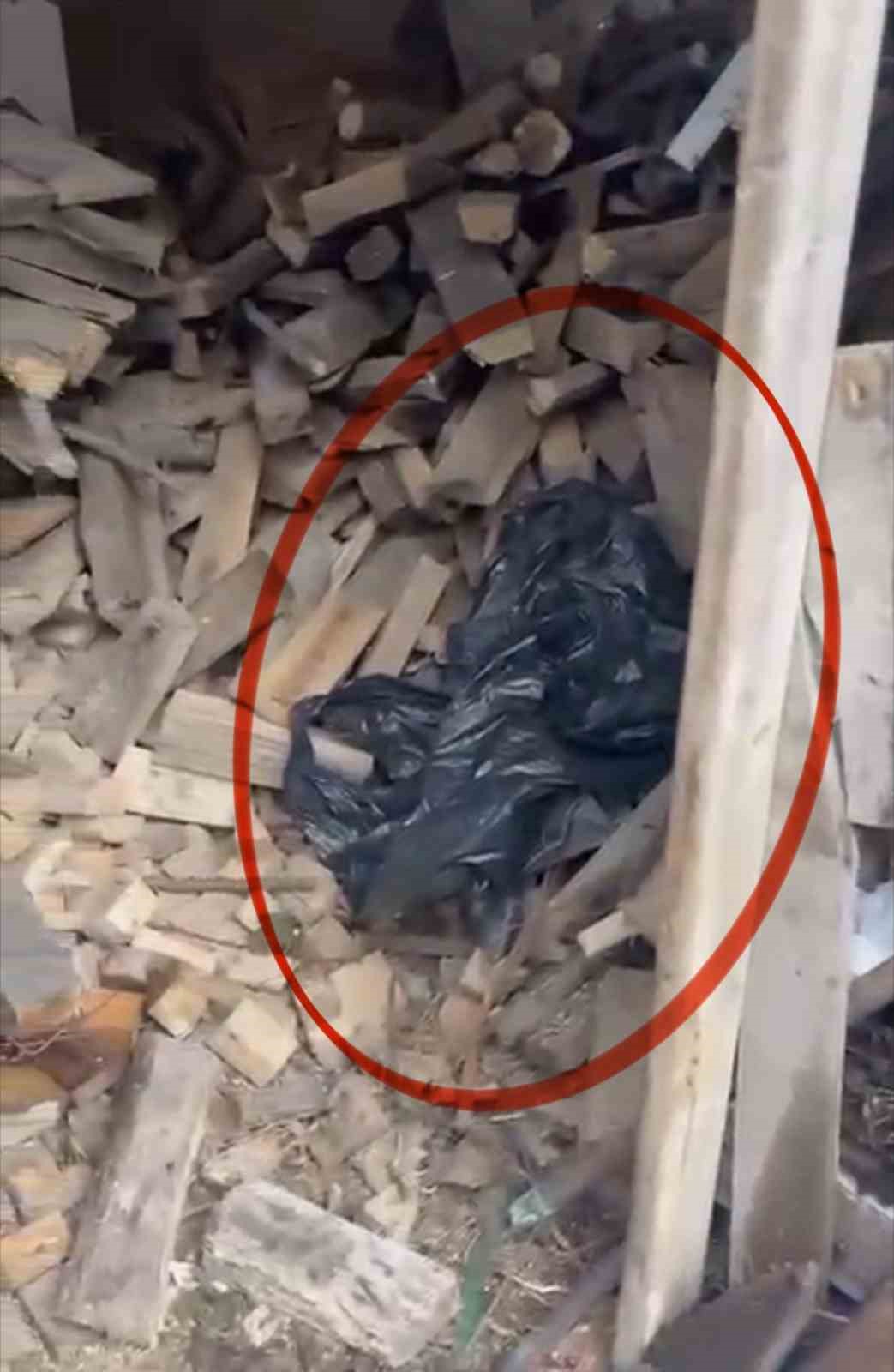 Eski kız arkadaşına uyuşturucu tuzağı kurdu, ger&ccedil;eği polis ortaya &ccedil;ıkardı
