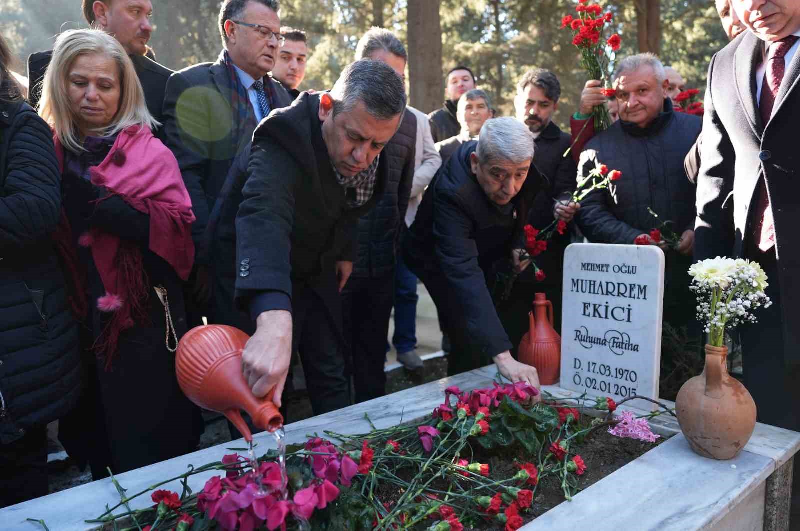 CHP Genel Başkanı &Ouml;zel: "Suriye&rsquo;deki istikrarsızlığın kimseye faydası yok"
