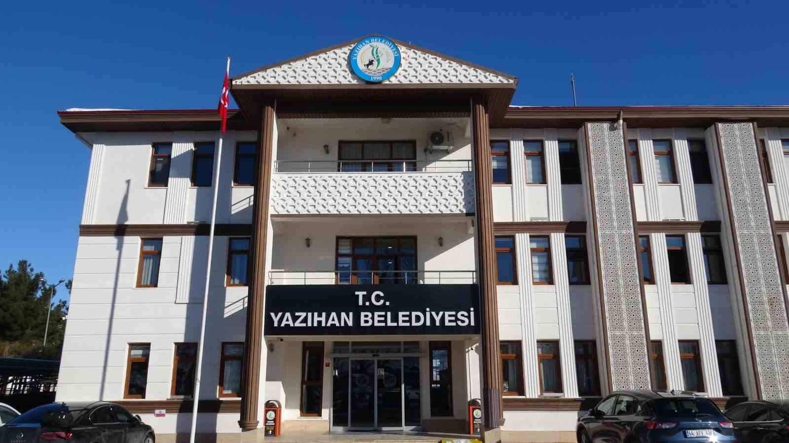CHP&rsquo;li Yazıhan Belediye Başkanı G&ouml;&ccedil;er: "İhra&ccedil; parti i&ccedil;inde kırba&ccedil; gibi kullanılıyor"
