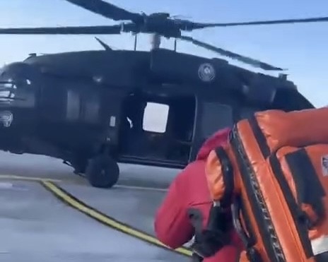 Bahçesaray’da iki hasta helikopterle Van’a sevk edildi