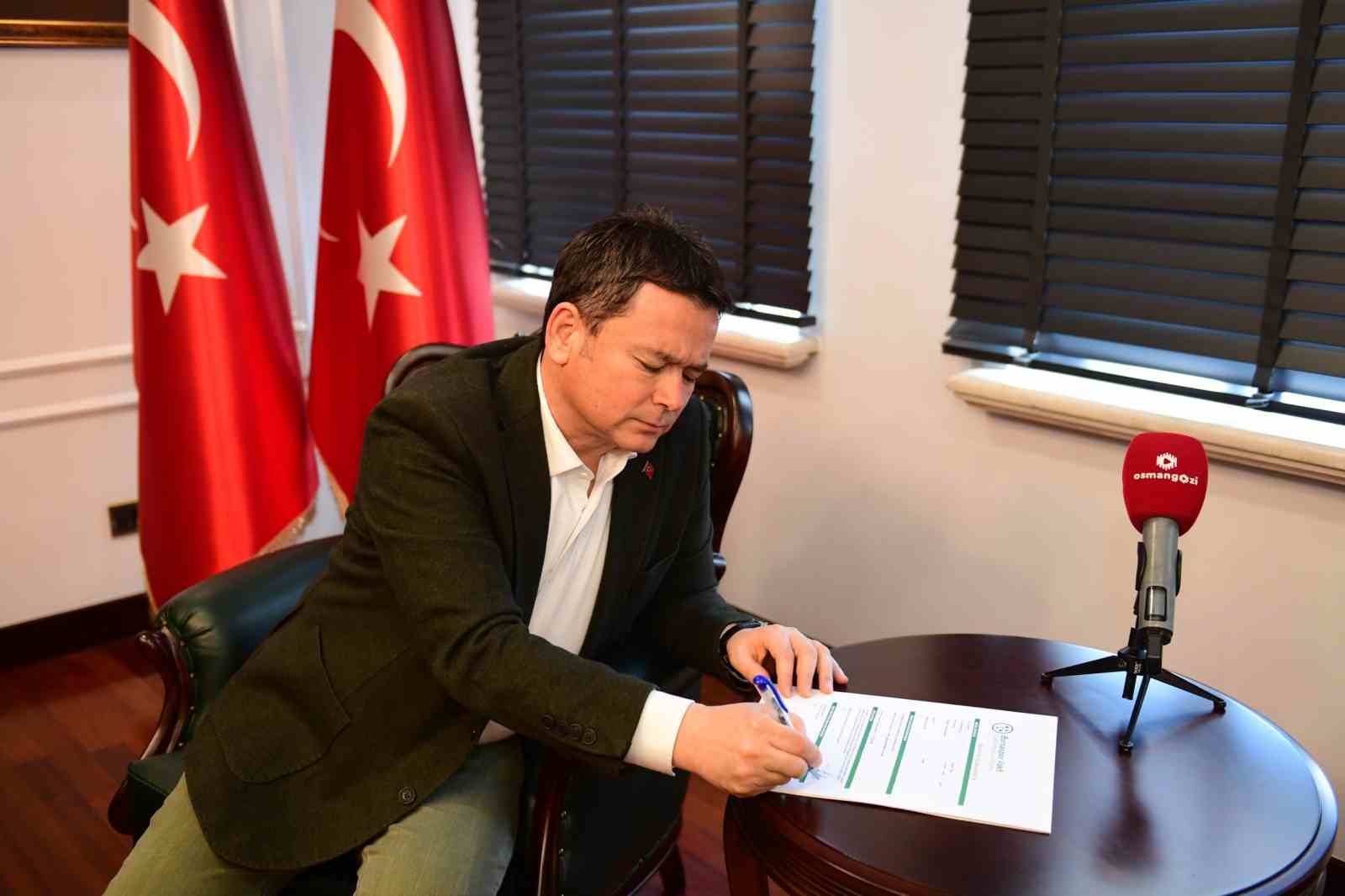 Osmangazi Belediye Başkanı Erkan Aydın, Bursaspor Vakfı Mütevelli Heyeti’ne katıldı