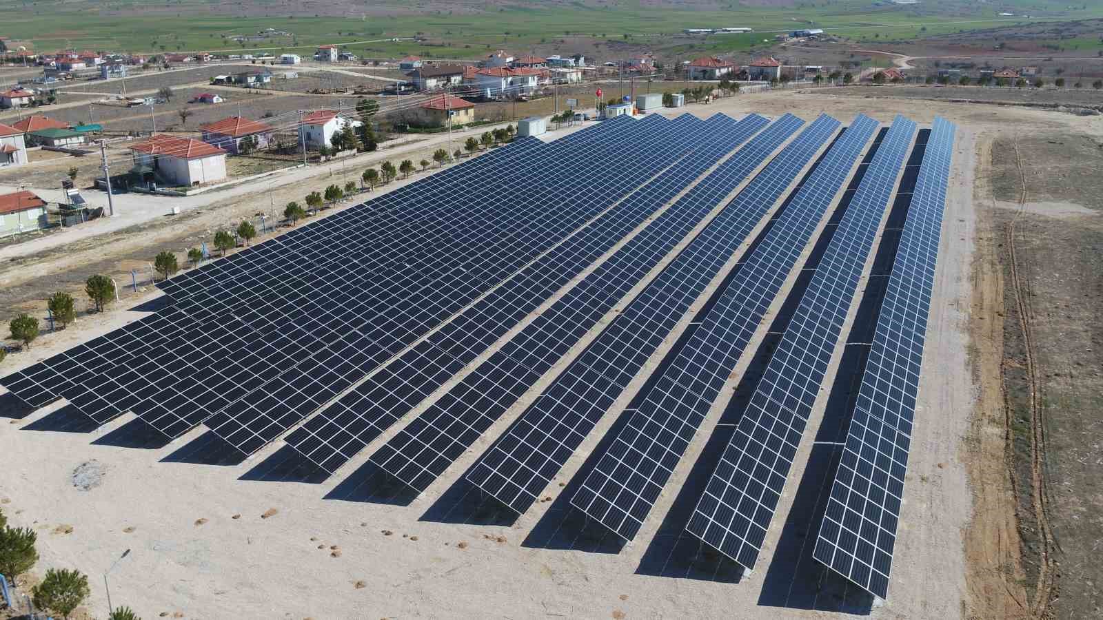 Antalya B&uuml;y&uuml;kşehir&rsquo;den &ccedil;ift&ccedil;ilere 6 yılda 403 milyon TL&rsquo;lik elektrik desteği
