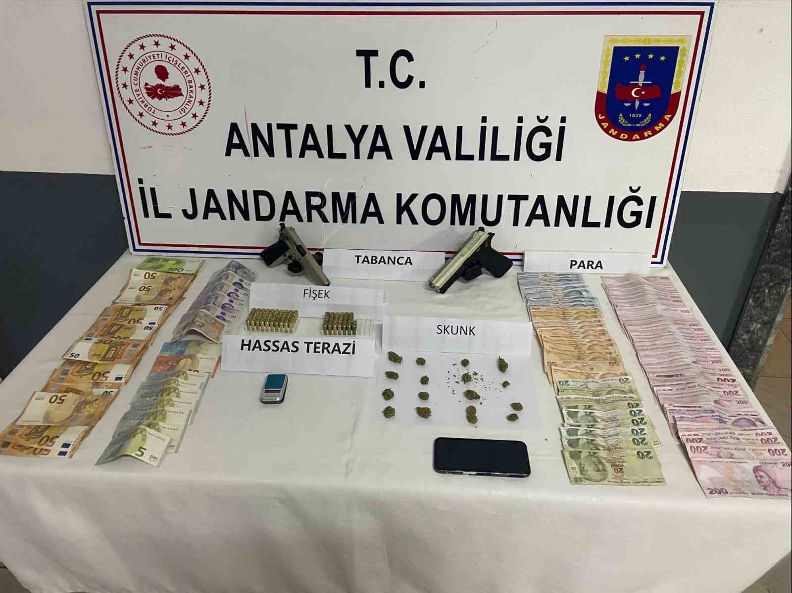 Manavgat’ta uyuşturucu operasyonu: 1 gözaltı