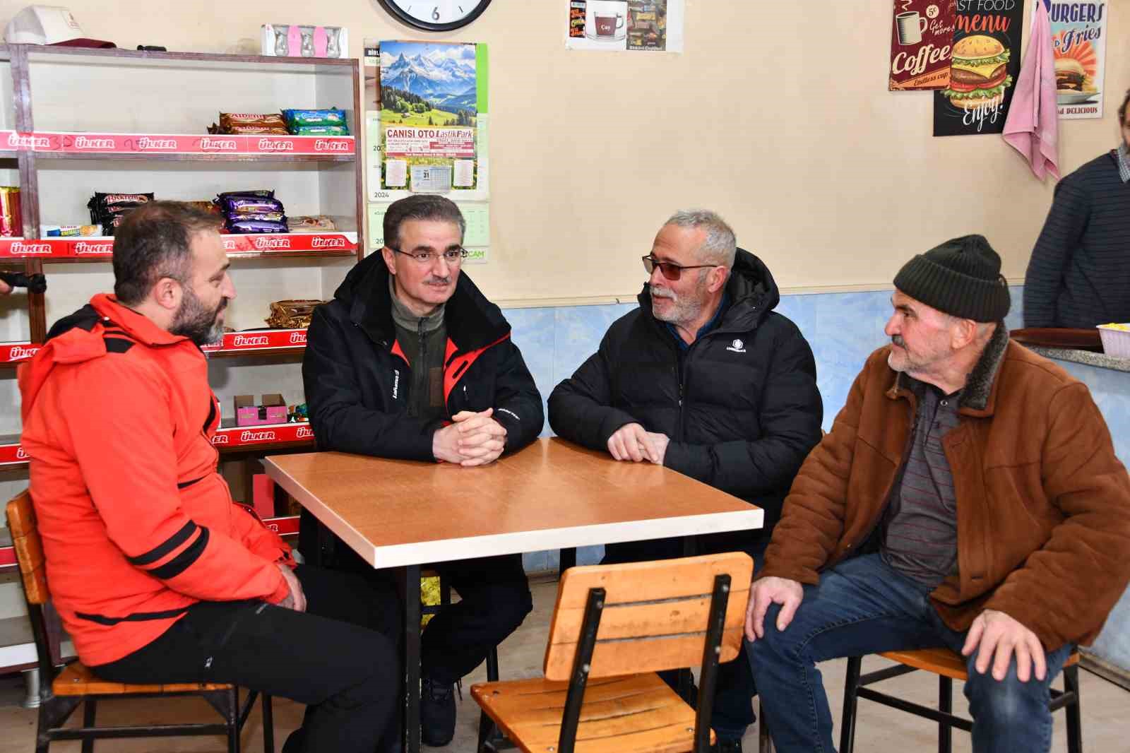 G&uuml;m&uuml;şhane&rsquo;de karla m&uuml;cadele
