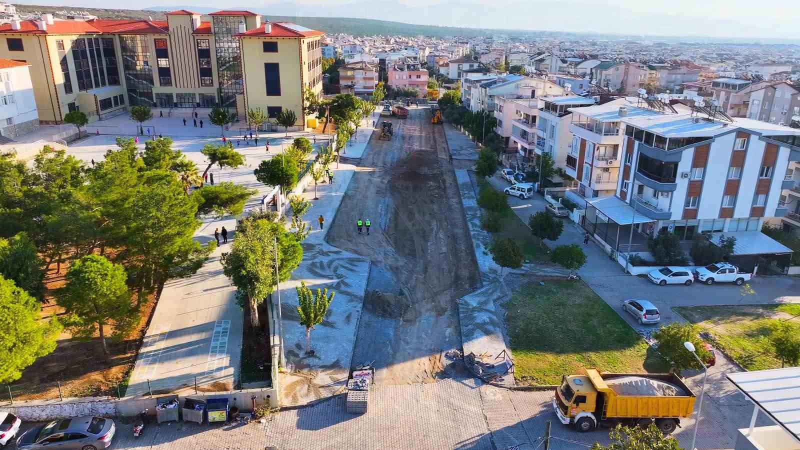 Didim’de yollara kalıcı yatırım