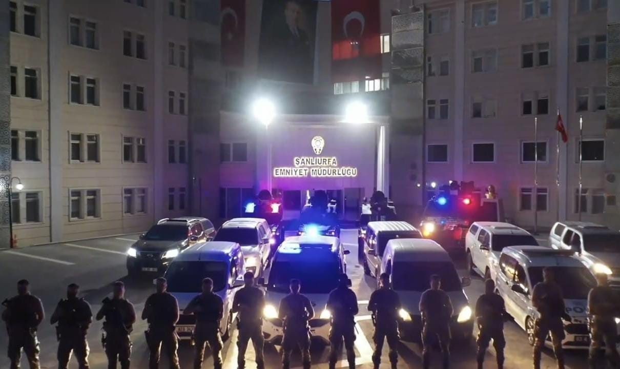 Şanlıurfa&acute;da DEAŞ operasyonu: 4 tutuklama
