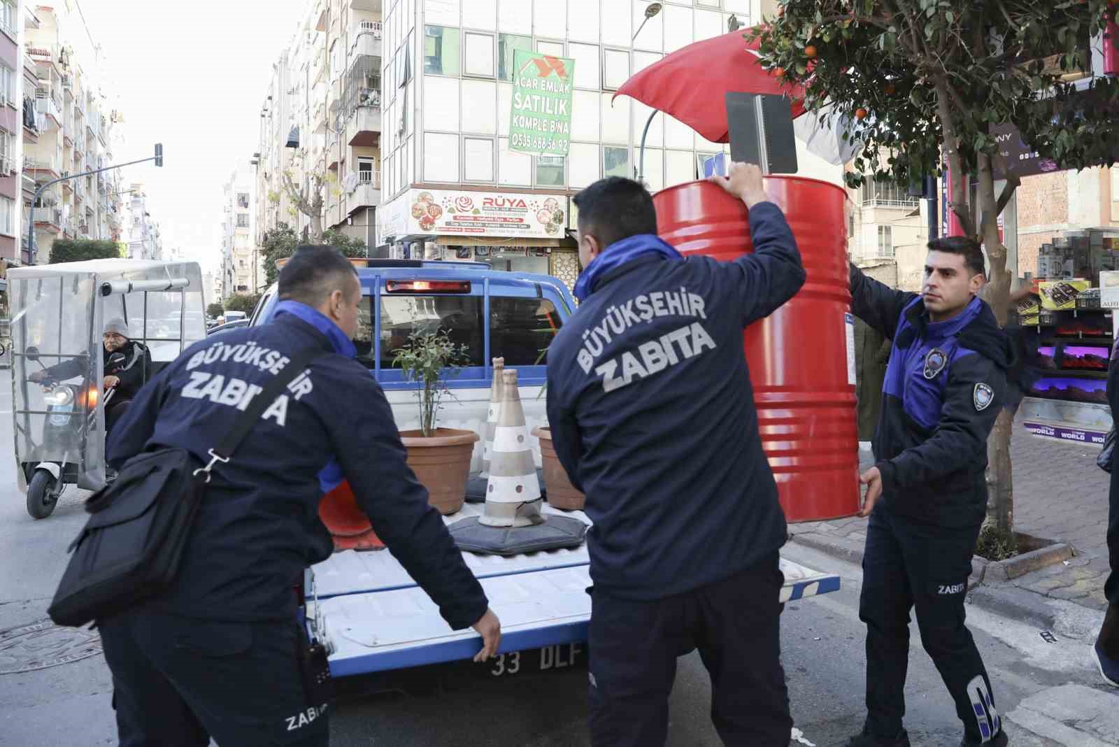 Mersin’de kaldırım işgaline izin verilmiyor