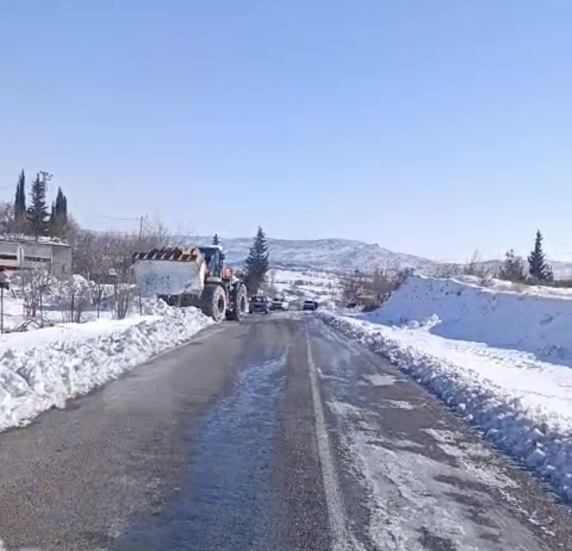 Çermik ilçesinde bağlantı yolları ulaşıma açıldı