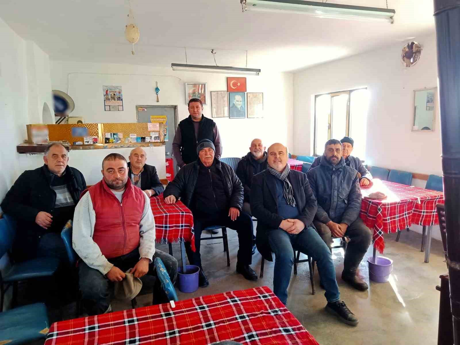 K&ouml;y k&ouml;y gezilerek, &ccedil;ift&ccedil;iye tarımsal &uuml;retimin pl&acirc;nlanması ve desteklemeleri anlatılıyor
