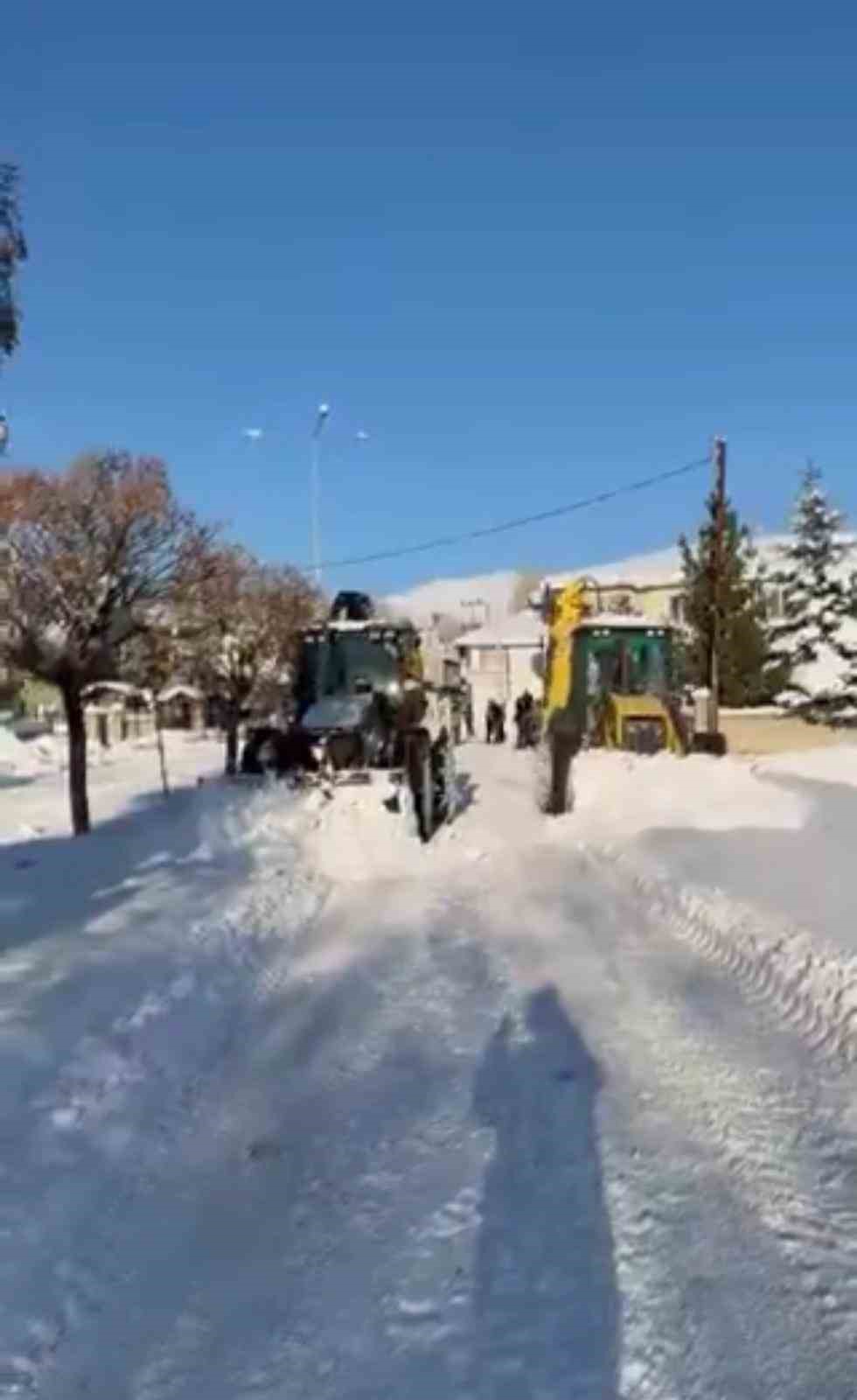 Dedeli Belediyesi kar temizleme çalışmalarını tamamladı