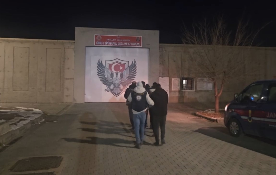 Iğdır’da göçmen kaçakçılığı operasyonu: 3 şüpheli tutuklandı