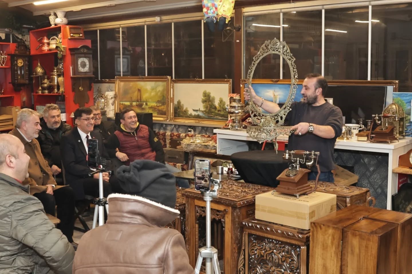 Başkan Eyüp Kahveci, antika ve mezat buluşmalarına katıldı