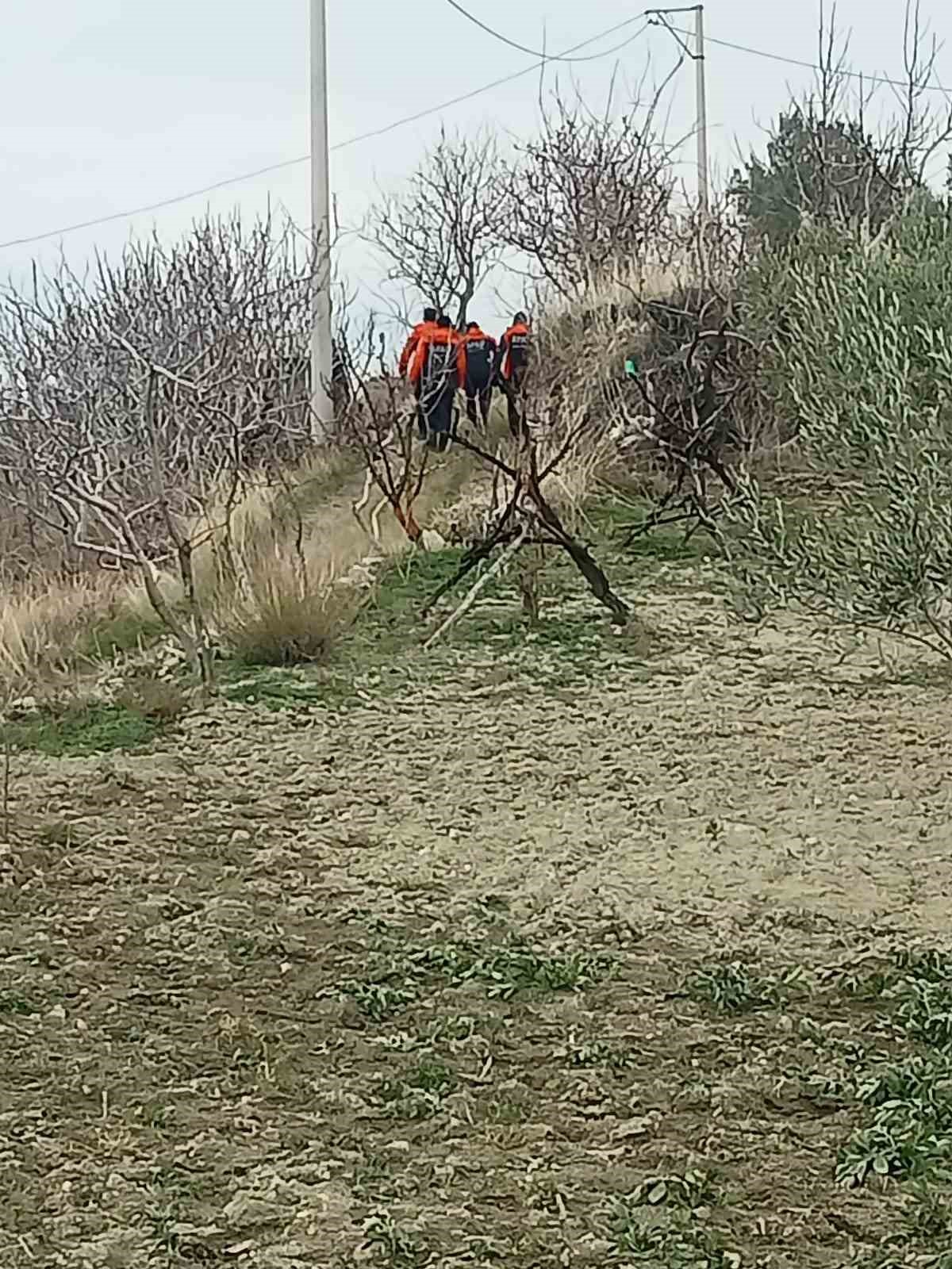 Demirci&rsquo;de 59 yaşındaki kadından haber alınamıyor
