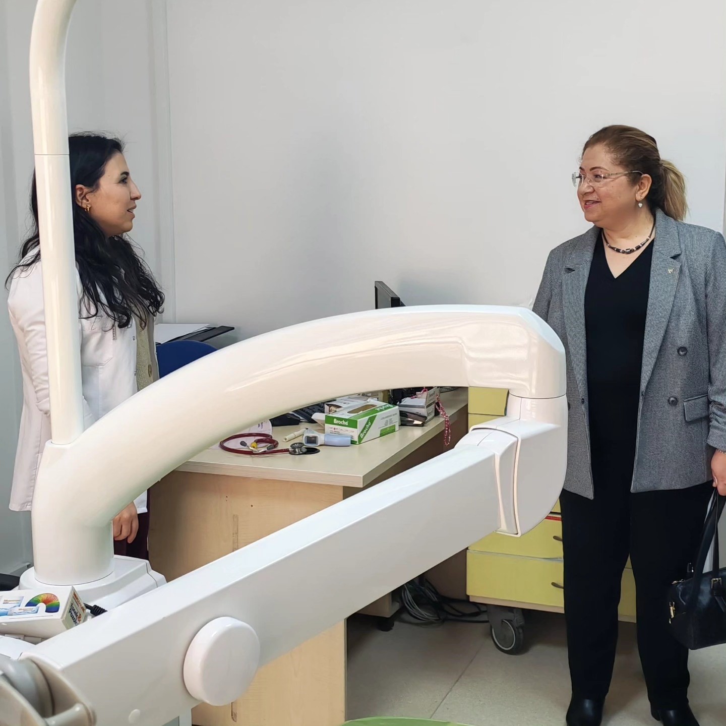 Kaymakam Doğru Germencik Devlet Hastanesi&rsquo;ndeki &ccedil;alışmaları değerlendirdi
