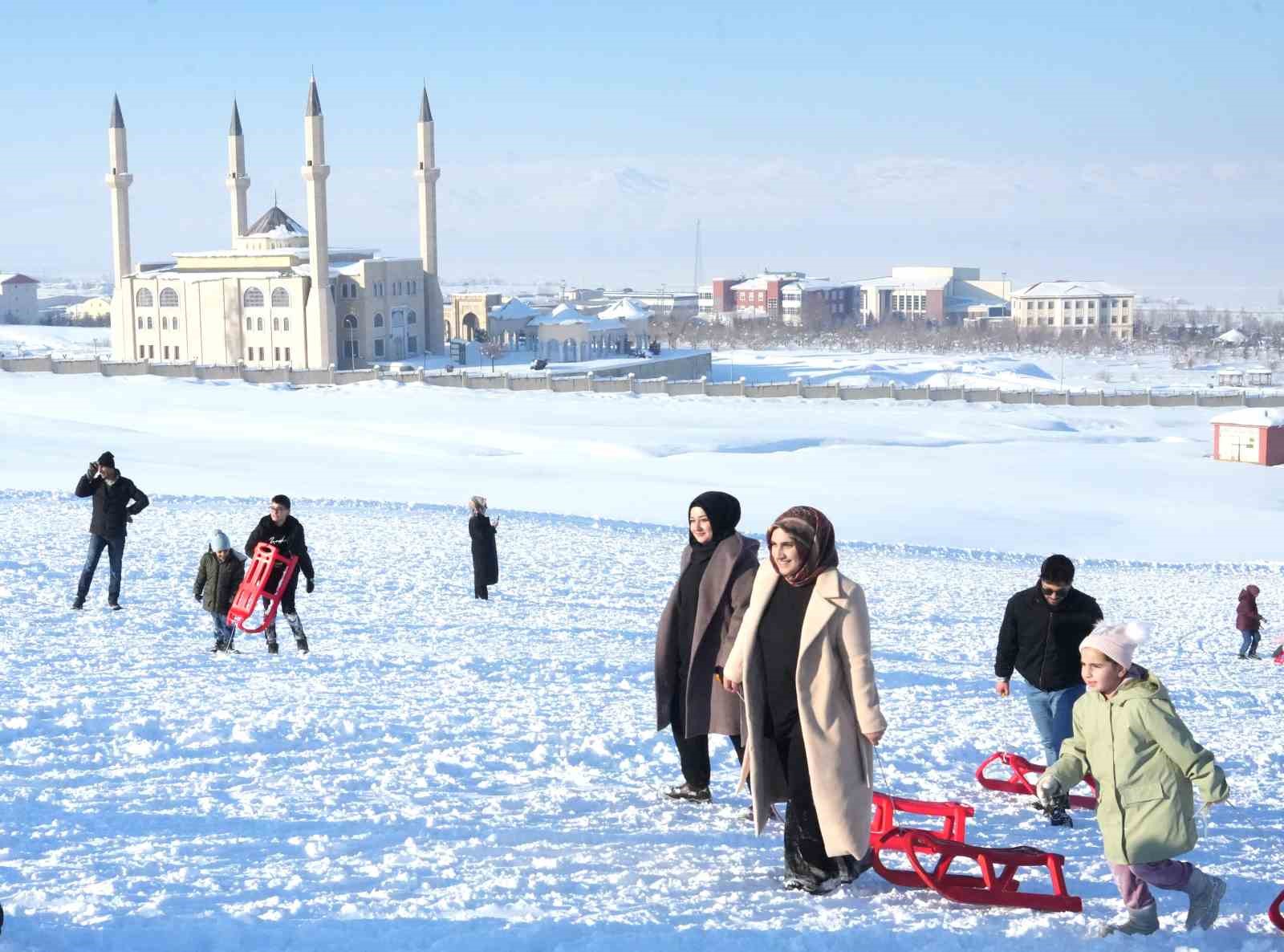 Muş&rsquo;ta kayak sezonu a&ccedil;ıldı
