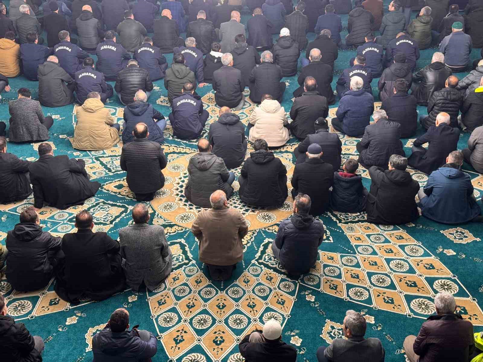 Yalova&rsquo;da şehit polisler i&ccedil;in mevlit okutuldu
