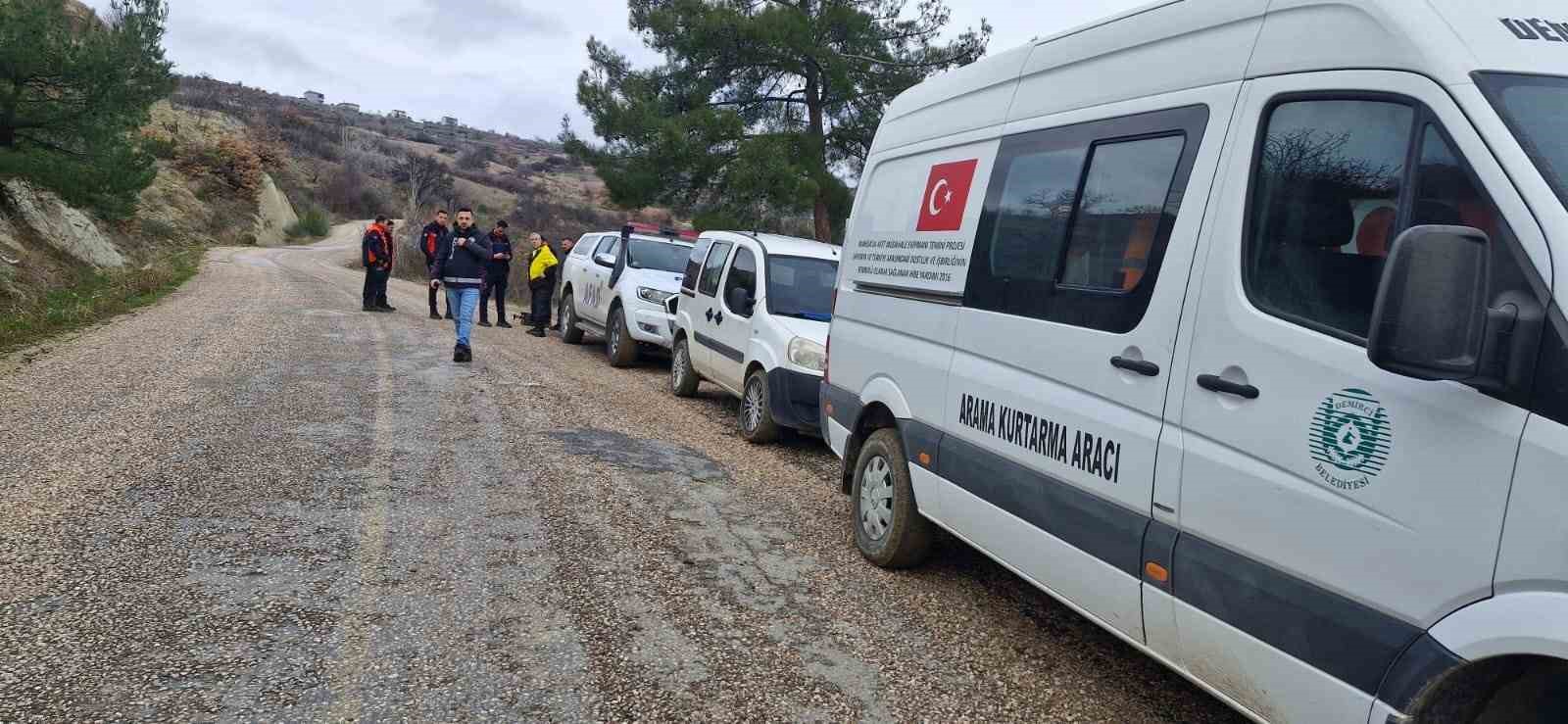 Manisa&rsquo;da kaybolan kadın i&ccedil;in arama &ccedil;alışması ikinci g&uuml;n&uuml;nde s&uuml;r&uuml;yor
