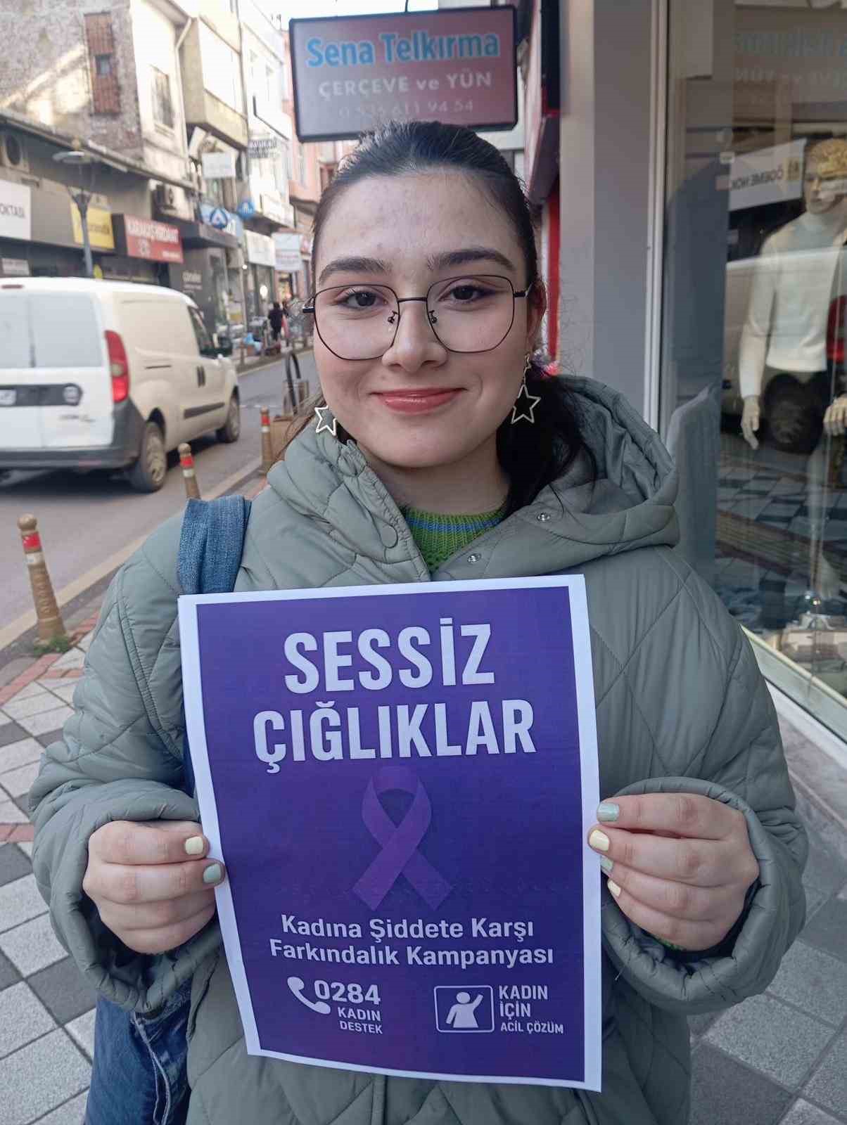 Halkla ilişkiler &ouml;ğrencilerinden &ouml;rnek başarı
